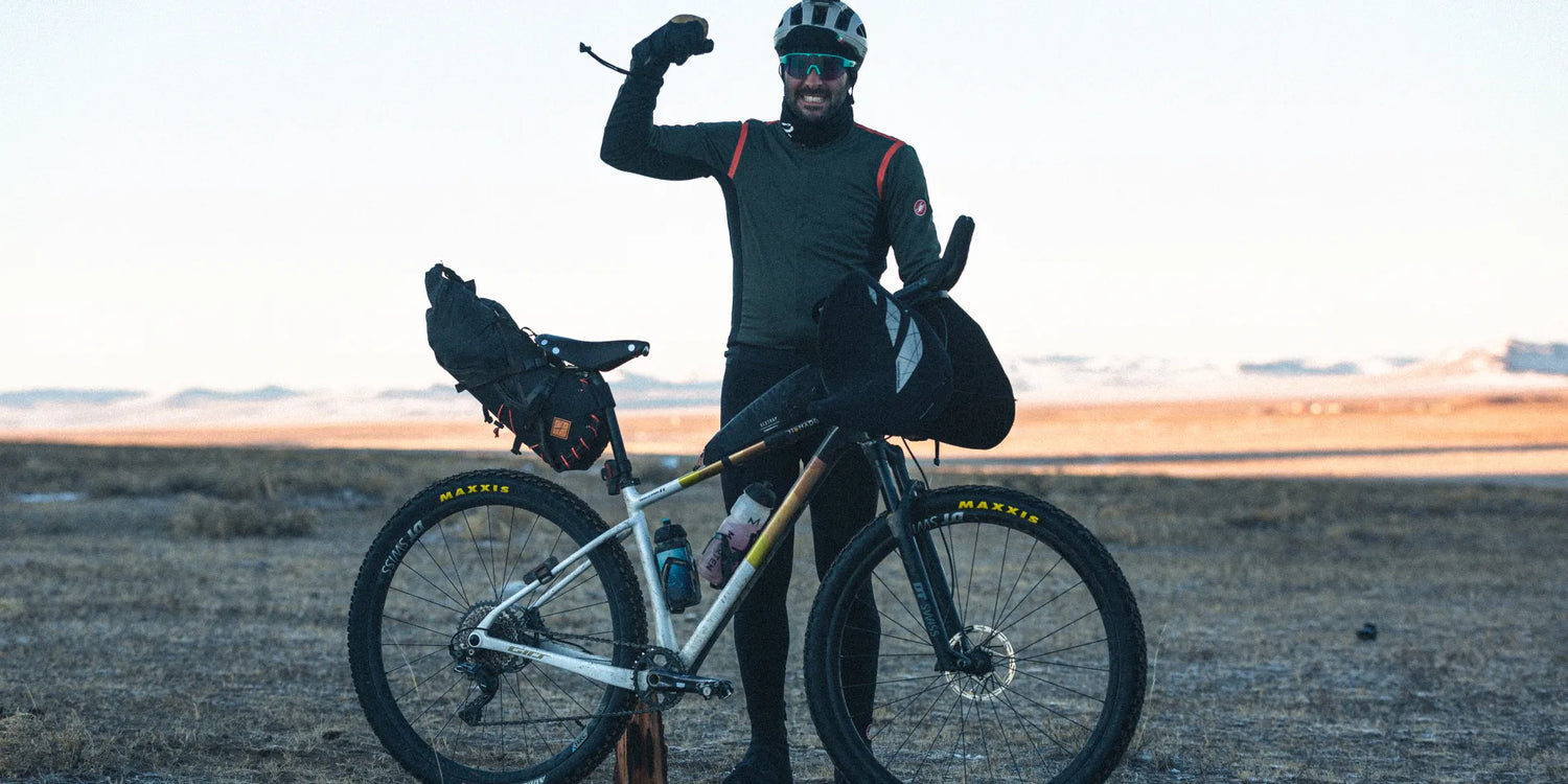 Steven Le Hyaric traverse le désert de Gobi sur le GIRS Nomade.